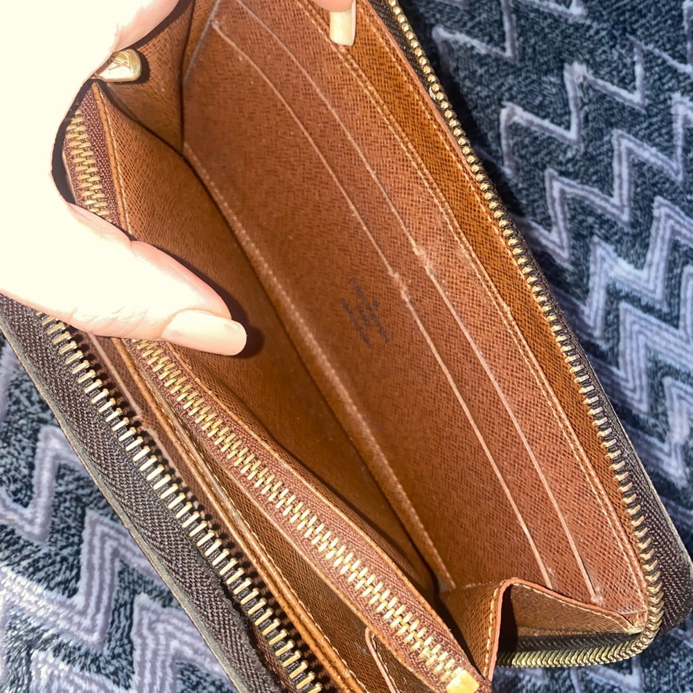 Louis Vuitton Brown and Gold Monogram Zipper Wallet - Picture 6 of 13